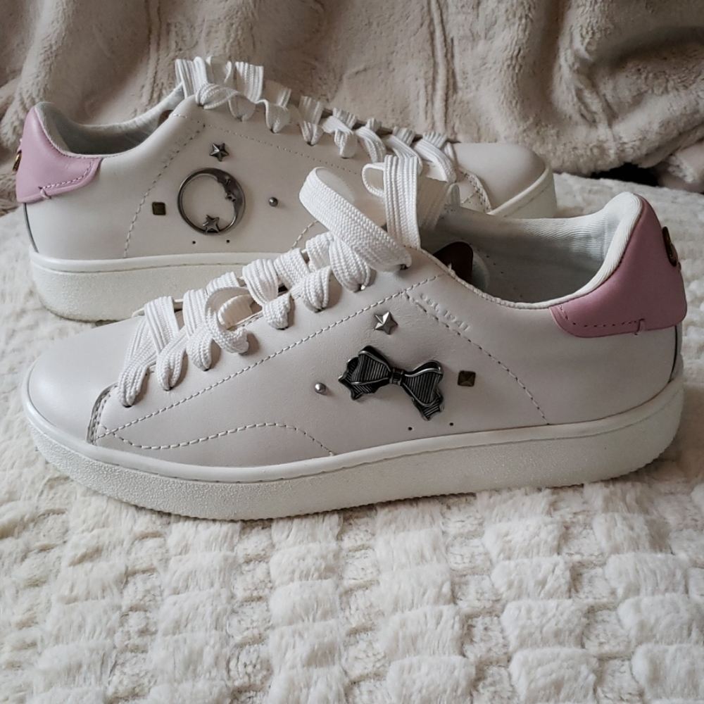 Coach shoes